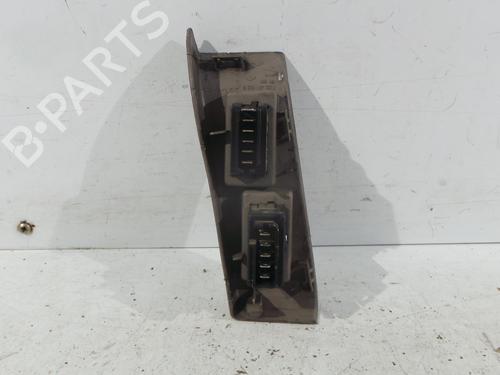 Used Left front window switch Left front window switch RENAULT MASTER II Van (FD) 2.8 dTI (FD0C, FD0F, FD2B, FD2F, FD3C, FD3F) (114 hp) 31586511 31586511