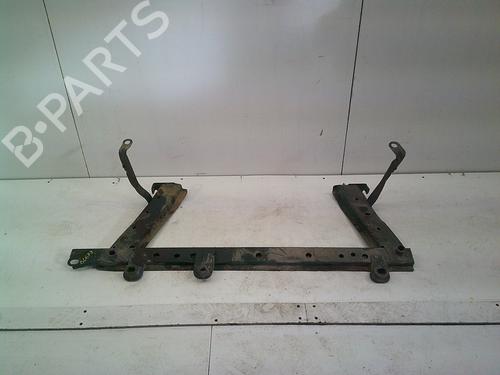 Used Crossmember RENAULT CAPTUR I (J5_, H5_) 1.5 dCi 90 (J5N4, J5M5, J5MW, J5M6, J5AL, J5AJ) (90 hp) 31981563