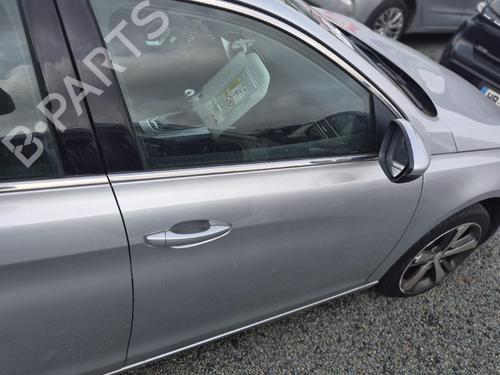Used Right front door Right front door 38608216 38608216
