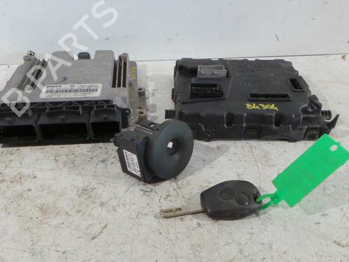 Used Electronic module RENAULT MASTER III Van (FV) 2.3 dCi 100 FWD (FV0A, FV0B, FV0G, FV0K, FV0H) (101 hp) 30602249
