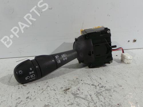 Used Switch Switch RENAULT CAPTUR I (J5_, H5_) 1.5 dCi 90 (J5N4, J5M5, J5MW, J5M6, J5AL, J5AJ) (90 hp) 31981567 31981567