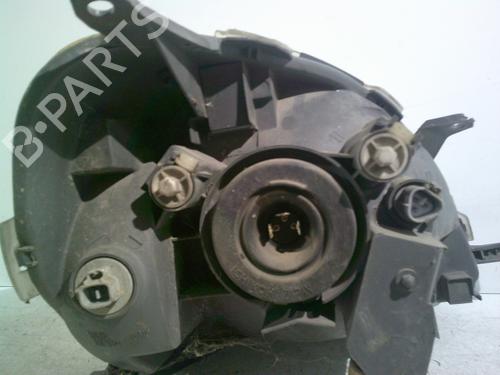 Left headlight TOYOTA YARIS (_P1_) 1.4 D-4D (NLP10_, NLP10R) | BP31048060C28