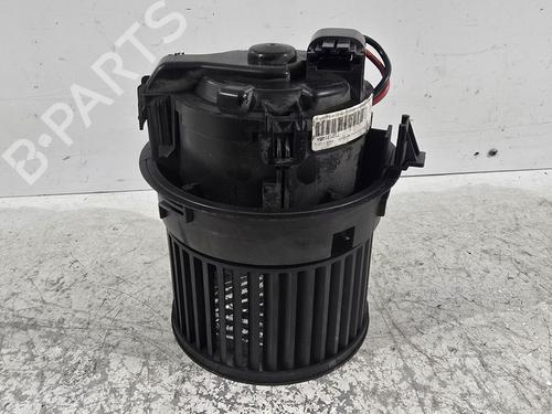 Used Heater blower motor Heater blower motor PEUGEOT 208 I (CA_, CC_) 1.4 HDi (68 hp) 32413146 32413146