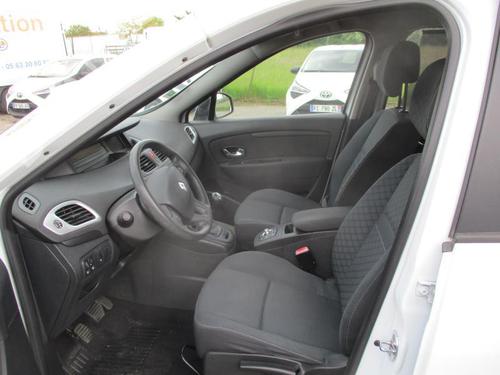Left tailgate light RENAULT SCÉNIC III (JZ0/1_) 1.5 dCi | BP22325685C79 