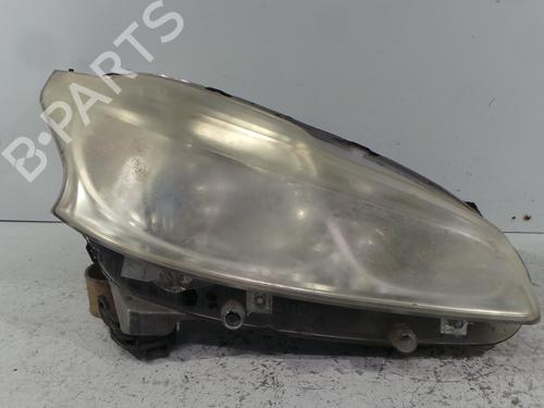 Used Right headlight PEUGEOT 208 I (CA_, CC_) 1.6 HDi (92 hp) 32166158