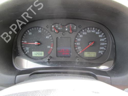 Left taillight VW GOLF IV (1J1) 1.9 TDI | BP22323962C34 