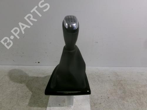 Used Gear lever RENAULT CLIO IV (BH_) 1.5 dCi 90 (90 hp) 29205053