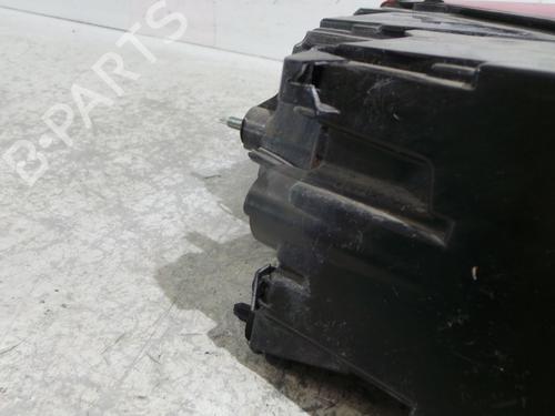 right-taillight-renault-megane-iv-hatchback-b9amn_-2015-37866424 main image