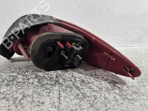 Used Left taillight Left taillight 37230302 37230302