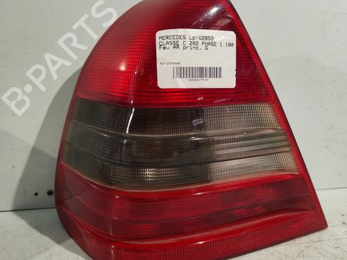 Used Left taillight MERCEDES-BENZ C-CLASS (W202) C 180 (202.018) (122 hp) 22329238