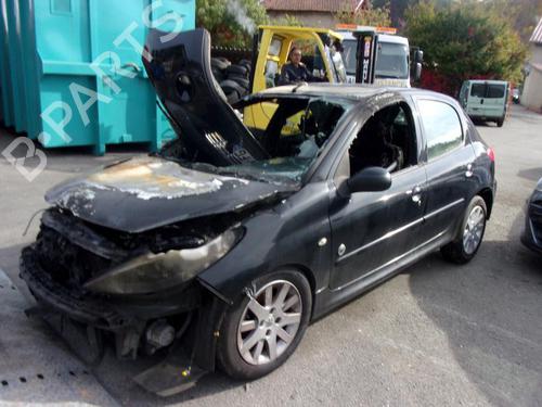 Right taillight PEUGEOT 206+ (2L_, 2M_) 1.4 HDi eco 70 | BP22539387C35 