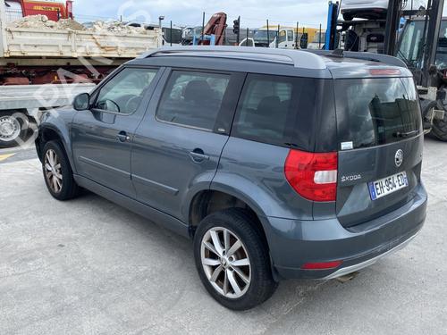 Left front fog light SKODA YETI (5L) 1.4 TSI | BP25407872C30  - Image 5