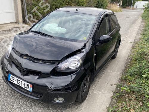 Brugte TOYOTA AYGO (_B1_) 1.0 (KGB10_, KGB10R) (68 hp) 4262381