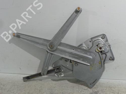 Used Front right window mechanism Front right window mechanism RENAULT TWINGO I (C06_) 1.2 (C063, C064) (55 hp) 35924928 35924928