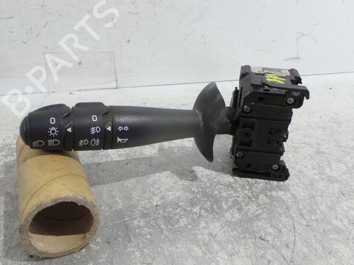 Used Switch Switch RENAULT MASTER II Van (FD) 2.2 dCI 90 (FD0G, FD0N, FD2G, FD2N, FD3G, FD3N) (90 hp) 39965564 39965564