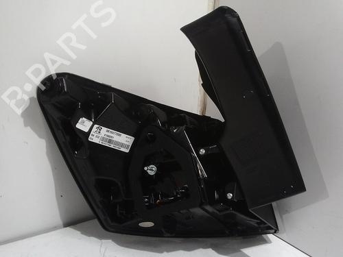 Right taillight PEUGEOT 3008 II SUV (MC_, MR_, MJ_, M4_) 2.0 BlueHDi 180 | BP22325577C35 