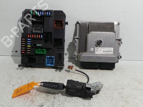 Used Electronic module PEUGEOT 2008 I (CU_) 1.2 THP 110 / PureTech 110 (110 hp) 30441598