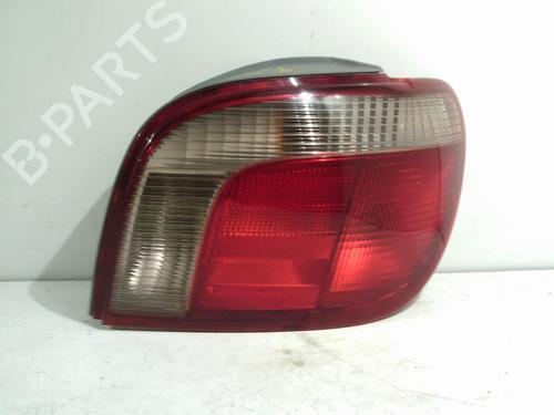 Used Right taillight Right taillight TOYOTA YARIS (_P1_) 1.0 (SCP10_, SCP10R) (68 hp) 22327168 22327168