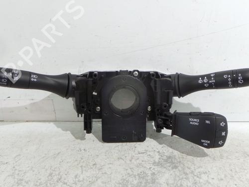 steering-column-stalk-renault-megane-iv-hatchback-b9amn_-2015-37866418 main image