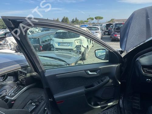 Used Left front door Left front door 38423579 38423579