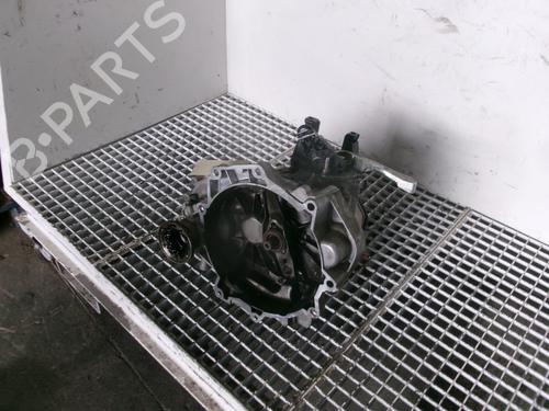 Getriebe für VW POLO V (6R1, 6C1) 1.2 (70 hp) 28444112