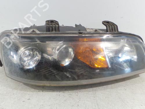 Used Right headlight FIAT PUNTO (188_) 1.2 60 (188.030, .050, .130, .150, .230, .250) (60 hp) 27584079