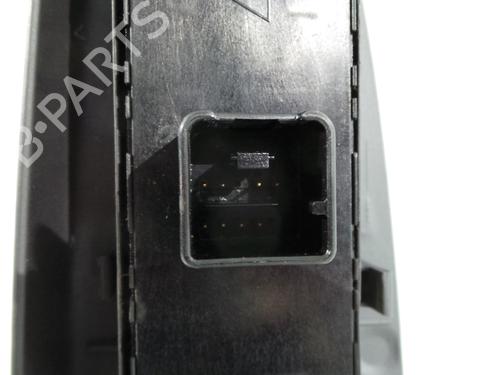 Used Left front window switch Left front window switch VW TOURAN (1T3) 2.0 TDI (140 hp) 22899390 22899390