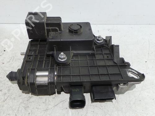 Start/Stop styreenhed Start/Stop styreenhed PEUGEOT 308 II (LB_, LP_, LW_, LH_, L3_) 1.2 THP 110 (110 hp) 35957460 35957460