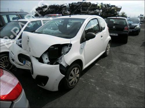 Right taillight PEUGEOT 107 (PM_, PN_) 1.0 | BP22536719C35 