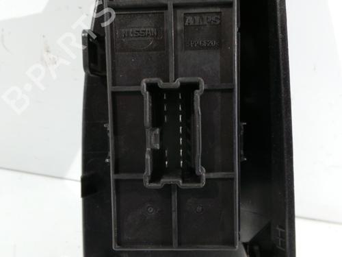 Right front window switch NISSAN JUKE (F15) 1.5 dCi | BP22324834I26 