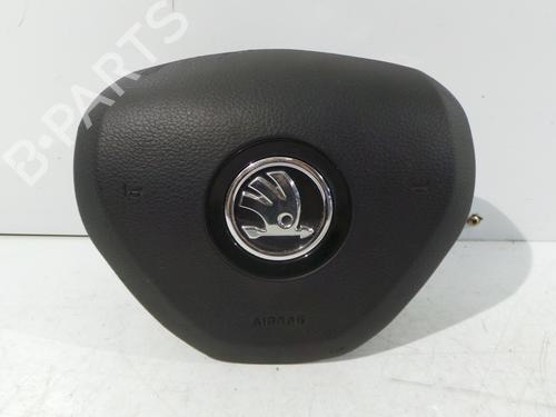 Used Driver airbag SKODA OCTAVIA III Combi (5E5, 5E6) 2.0 TDI (150 hp) 27322431