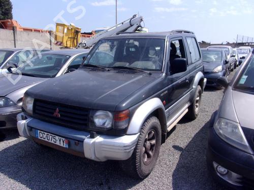 Right headlight MITSUBISHI PAJERO II (V3_W, V2_W, V4_W, V5_W) 2.5 TD 4WD (V24W) | BP22539017C29 