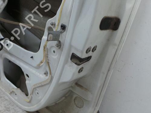 Used Right front door Right front door 30886635 30886635
