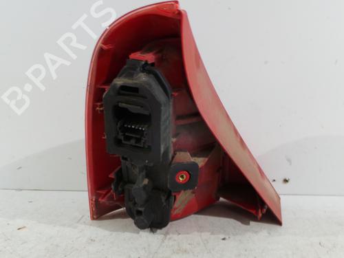 Used Right taillight Right taillight 25600910 25600910