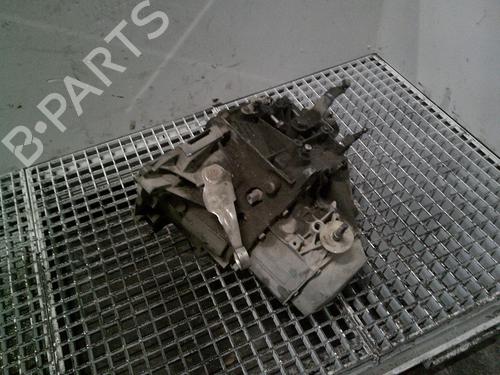 Used Gearbox Gearbox CITROËN BERLINGO / BERLINGO FIRST Box Body/MPV (M_) 1.9 D 70 (MBWJZ, MCWJZ) (69 hp) 31909853 31909853
