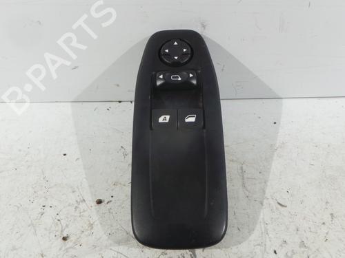 Used Left front window switch PEUGEOT 208 I (CA_, CC_) 1.4 HDi (68 hp) 31713401