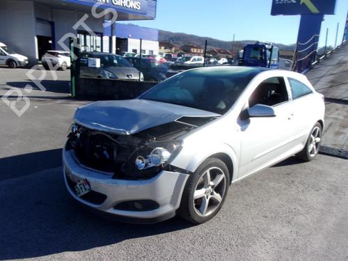 Pare-chocs arrière OPEL ASTRA H GTC (A04) 1.9 CDTI (L08) | BP22539560C8 