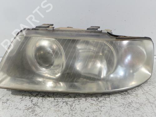 Phare gauche AUDI A3 (8L1) 1.9 TDI (100 hp) 31981550