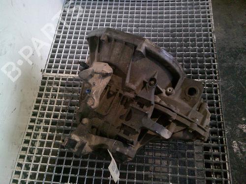 Used Gearbox Gearbox RENAULT MASTER III Van (FV) 2.3 dCi 100 FWD (FV0A, FV0B, FV0G, FV0K, FV0H) (101 hp) 30091359 30091359