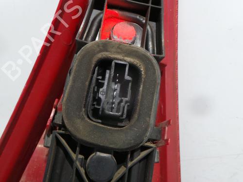 Used Left taillight Left taillight 32782468 32782468