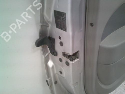 left-front-door-renault-twingo-ii-cn0_-2007-31640817 main image