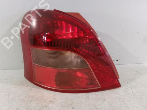 Venstre baglygte TOYOTA YARIS (_P9_) 1.3 VVT-i (SCP90_, SCP90R) 815610D110