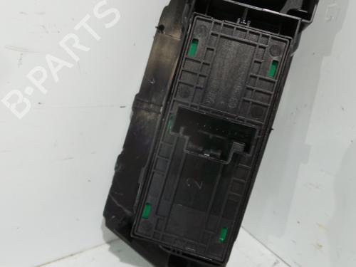 Left front window switch VW POLO VI (AW1, BZ1, AE1) 1.0 TSI | BP38608247I27 - Image 2