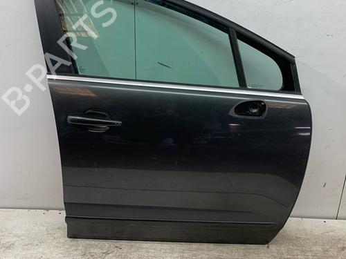 Used Right front door Right front door 37529357 37529357