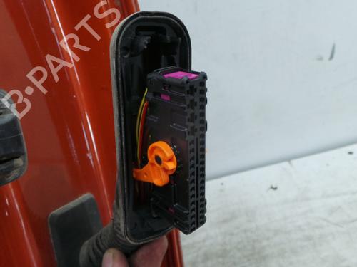 Used Left front door Left front door 38563470 38563470