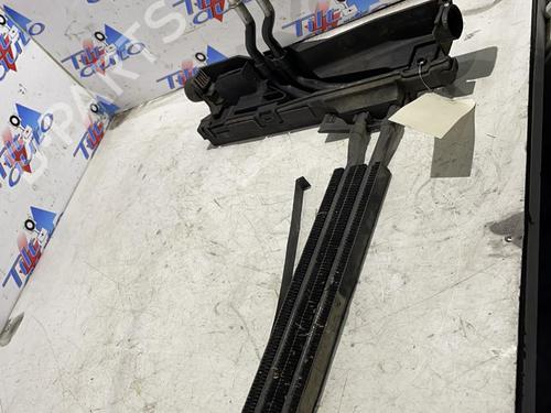 Used Oil radiator Oil radiator BMW X1 (E84) xDrive 18 d (143 hp) 22325845 22325845