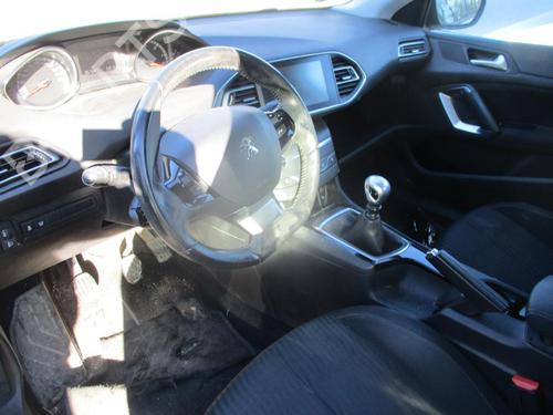 Right tailgate light PEUGEOT 308 II (LB_, LP_, LW_, LH_, L3_) 1.6 HDi / BlueHDi 115 | BP22326812C80