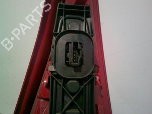 Farolim esquerdo Farolim esquerdo CITROËN C3 I (FC_, FN_) 1.4 HDi (68 hp) 33049520 33049520