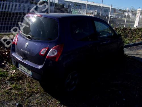 Left front fog light RENAULT TWINGO II (CN0_) 1.2 16V (CN04, CN0B) | BP23847107C30 - Image 4