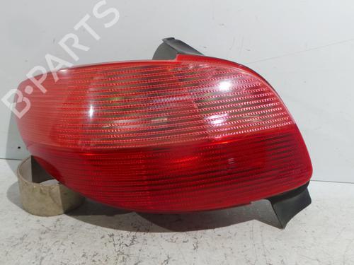 Venstre baglygte PEUGEOT 206 Hatchback (2A/C) 1.1 i (60 hp) 30863661